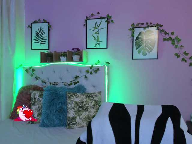 Live sex webcam photo for luciananova #272575467