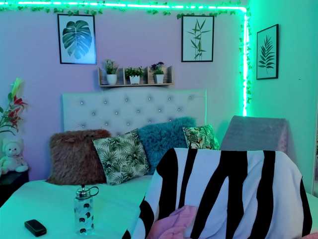 Live sex webcam photo for luciananova #274458343