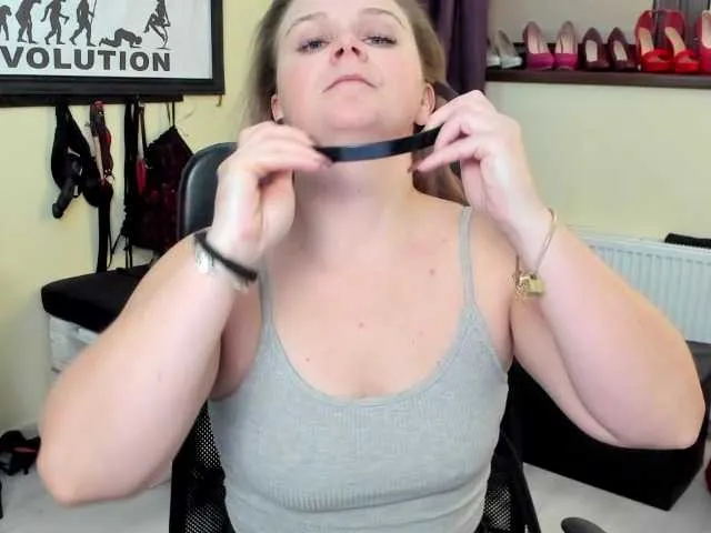 Live sex webcam photo for luckylisa #276904440
