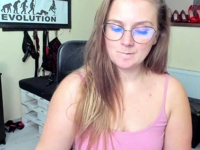 Live sex webcam photo for luckylisa #276911753