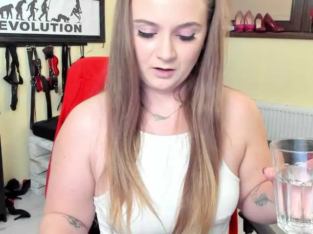 Live sex webcam photo for luckylisa #277163257