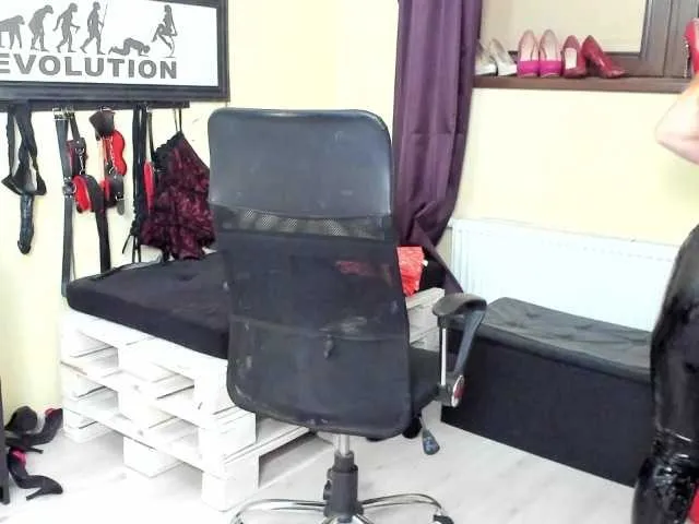 Live sex webcam photo for luckylisa #277170634