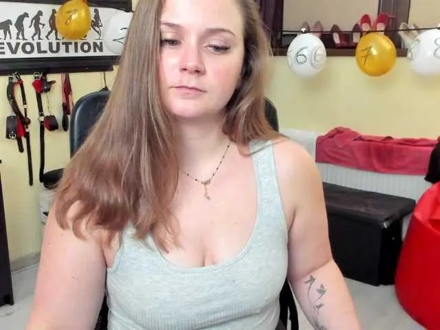 Live sex webcam photo for luckylisa #277412408