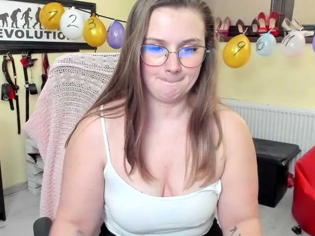 Live sex webcam photo for luckylisa #277467091