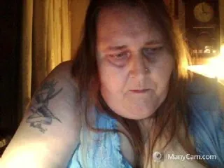 Live sex webcam photo for Luckylive #184512456