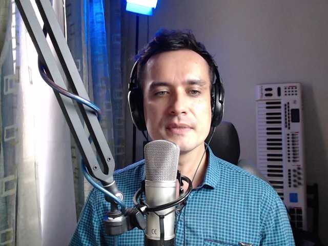 Live sex webcam photo for luckyman10000000 #292212083