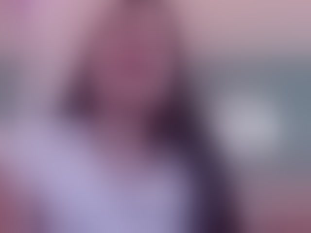 Live sex webcam photo for lucy-blue28 #294218647