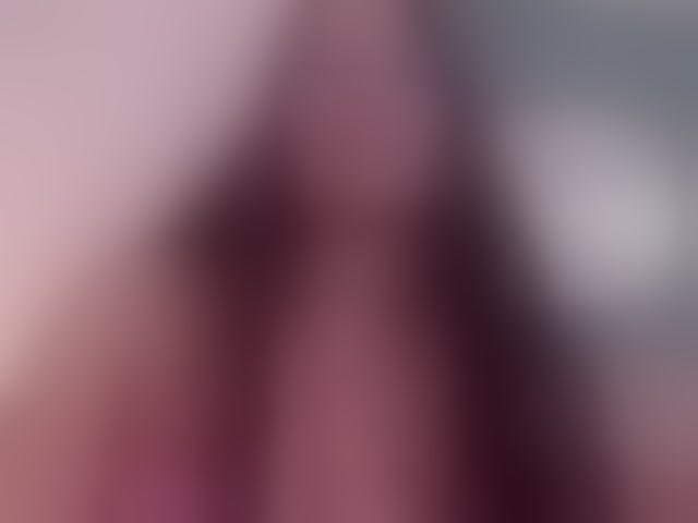 Live sex webcam photo for lucy-blue28 #294274194