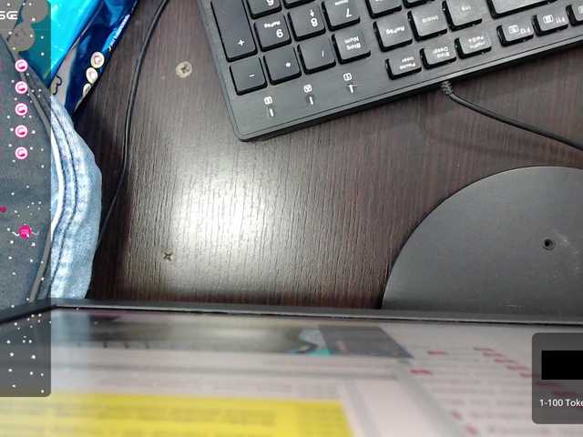 Live sex webcam photo for lucy-naughty #276810624