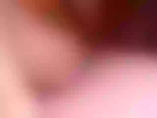 Live sex webcam photo for lucyLUxxx #292197976