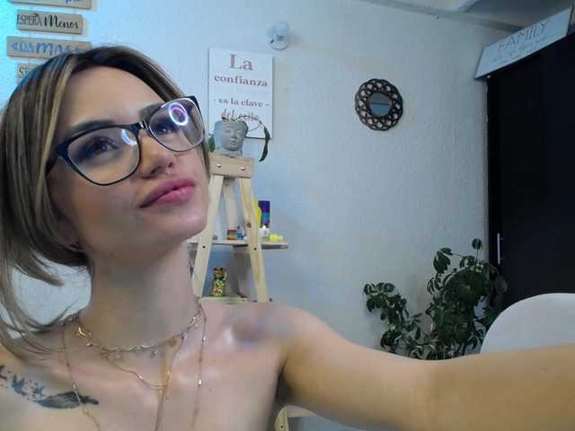 Live sex webcam photo for lucyPrncess #277663026