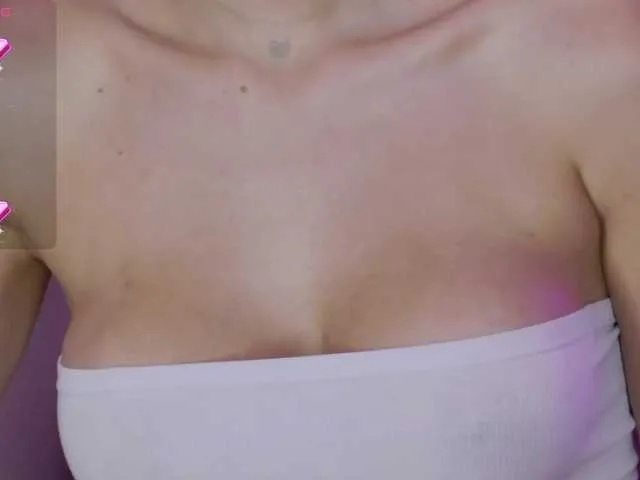Live sex webcam photo for lucygirl- #291424914