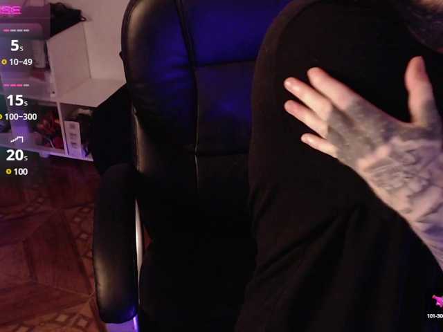 Live sex webcam photo for lukethompsson #290128748