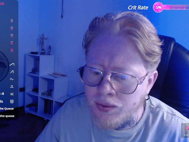 Live sex webcam photo for lukethompsson #290466972