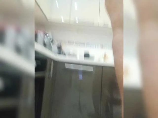 Live sex webcam photo for lulu15a #291658041