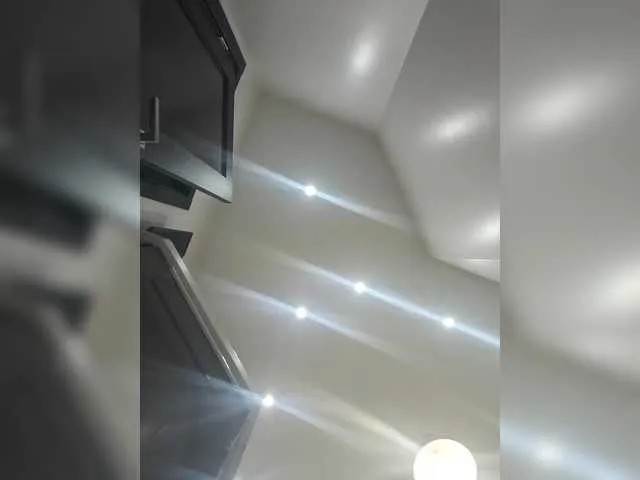 Live sex webcam photo for lulu15a #291689077