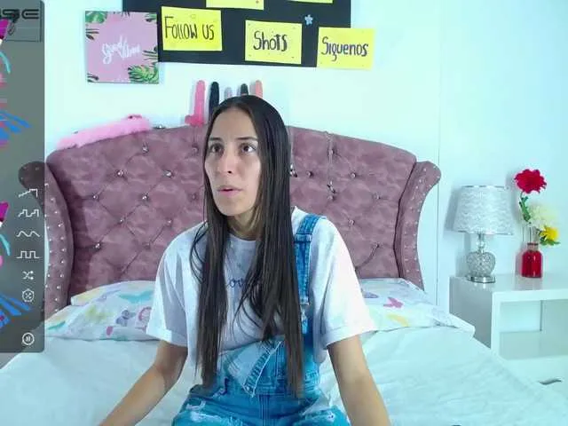Live sex webcam photo for luna-alisson #274352856
