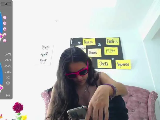 Live sex webcam photo for luna-alisson #274366556