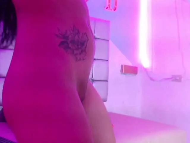 Live sex webcam photo for luna-azul #273864048