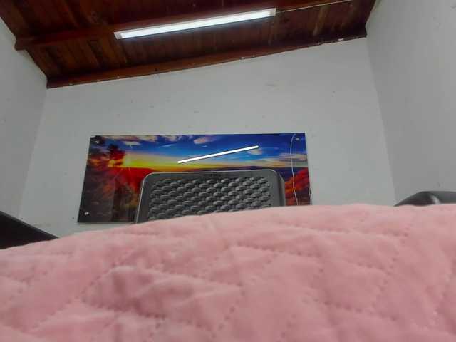 Live sex webcam photo for luna-gill #290175450