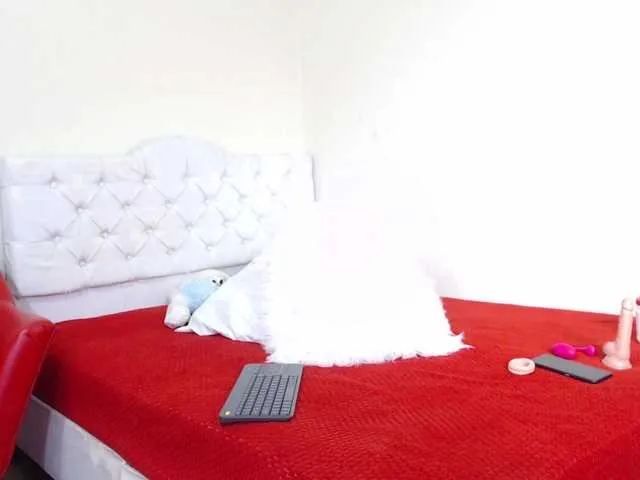 Live sex webcam photo for luna-hoott #290555292
