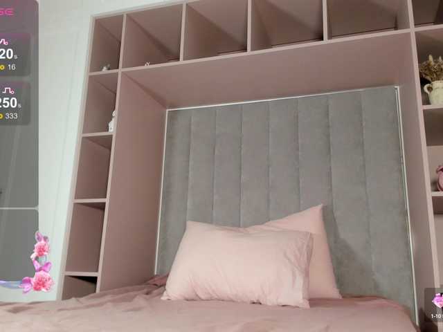 Live sex webcam photo for luna-kat #291262635