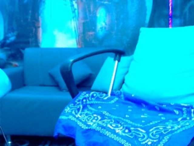 Live sex webcam photo for luna5rusell #273553851