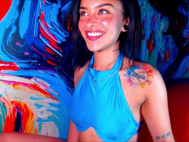 Live sex webcam photo for luna5rusell #275595312