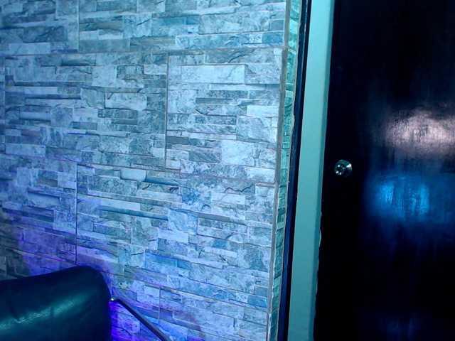 Live sex webcam photo for luna5rusell #276617860