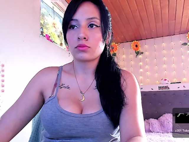 Live sex webcam photo for lunacandyy #276269916