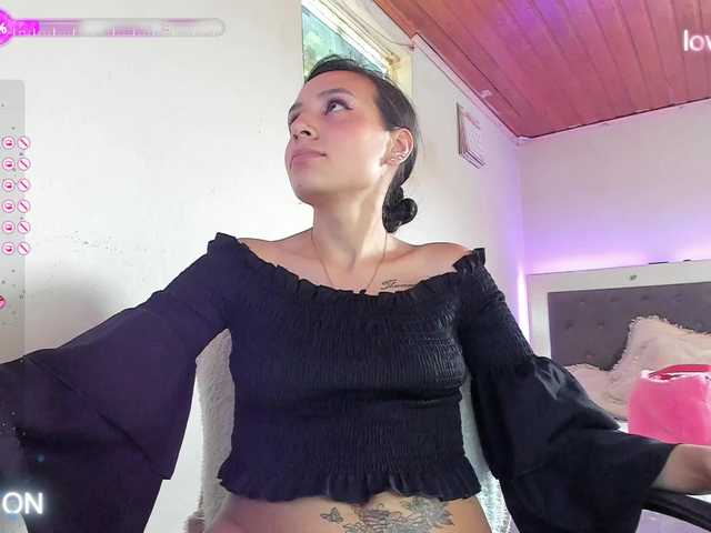 Live sex webcam photo for lunacandyy #277430052