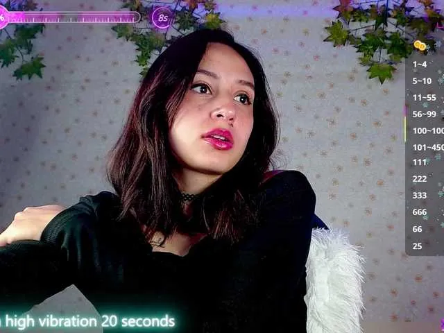 Live sex webcam photo for lunacandyy #290523734