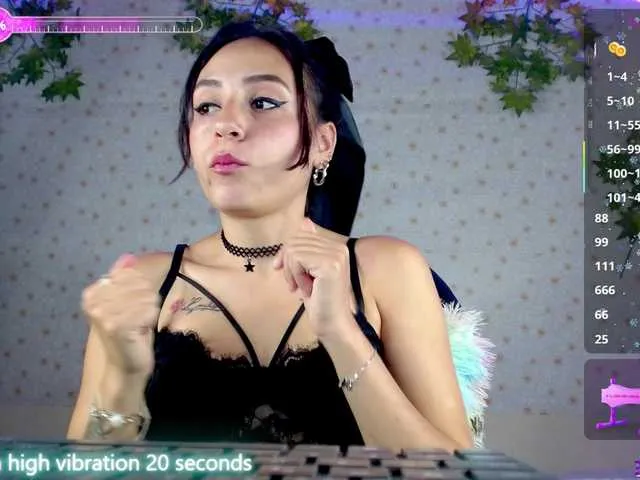 Live sex webcam photo for lunacandyy #290549279