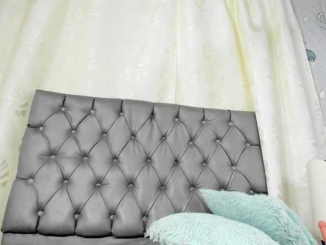 Live sex webcam photo for lunaeva23 #290685166