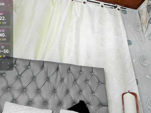 Live sex webcam photo for lunaeva23 #290978914