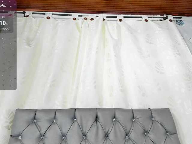 Live sex webcam photo for lunaeva23 #291029720