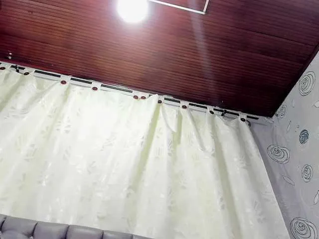 Live sex webcam photo for lunaeva23 #291746130