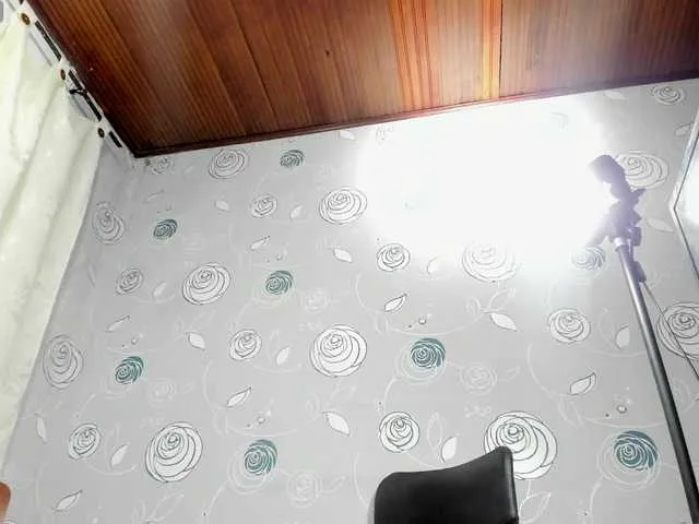 Live sex webcam photo for lunaeva23 #292229505