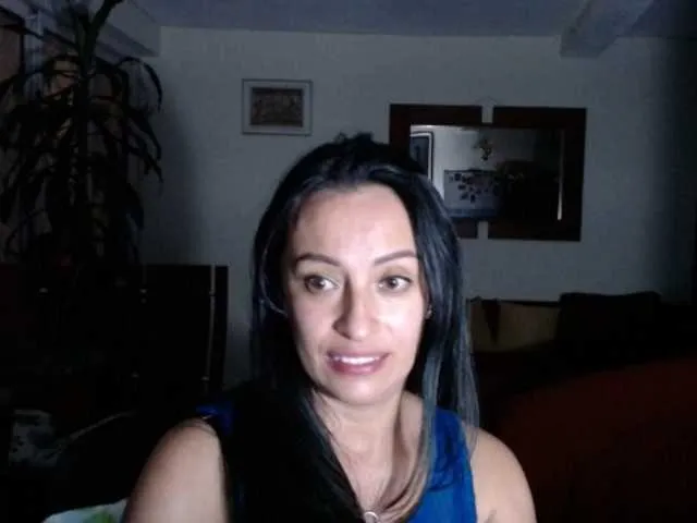 Live sex webcam photo for lunaws11 #272396127