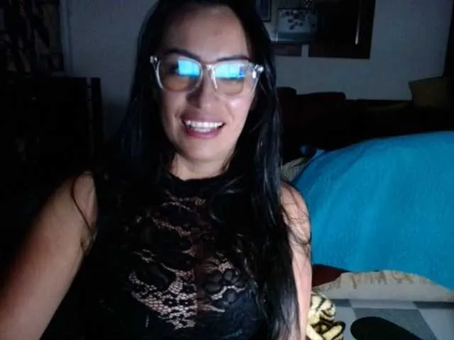 Live sex webcam photo for lunaws11 #272582471