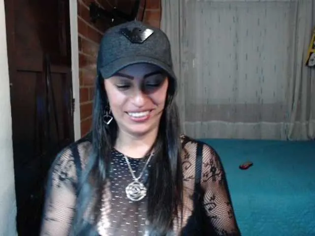 Live sex webcam photo for lunaws11 #273999869