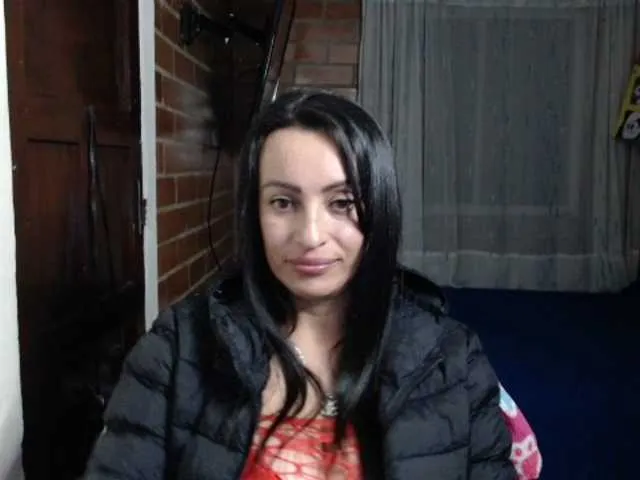 Live sex webcam photo for lunaws11 #274195202