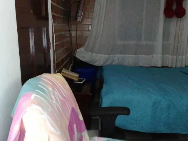 Live sex webcam photo for lunaws11 #277345327