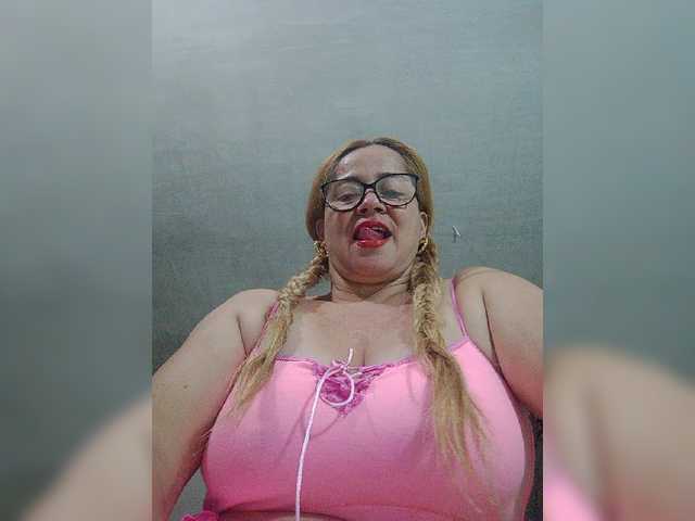 Live sex webcam photo for lupeangel472 #276276800