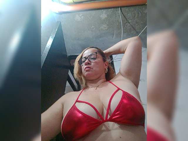 Live sex webcam photo for lupeangel472 #276549558