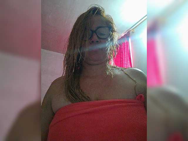 Live sex webcam photo for lupeangel472 #276619935