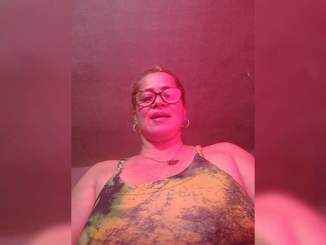 Live sex webcam photo for lupeangel472 #276691431