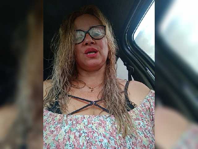 Live sex webcam photo for lupeangel472 #276956666