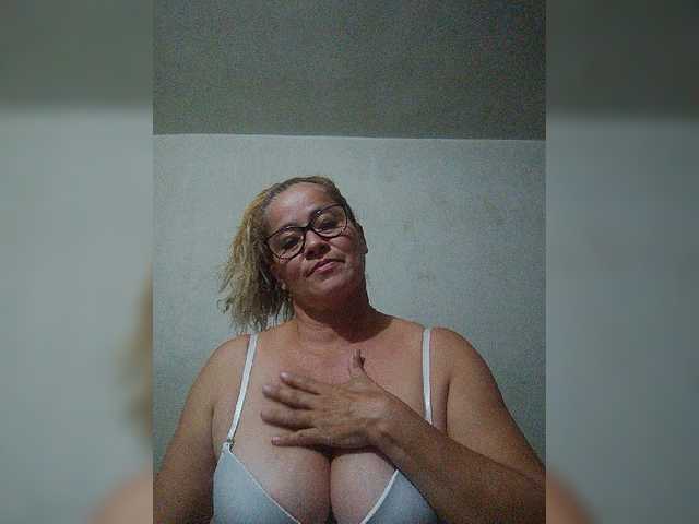 Live sex webcam photo for lupeangel472 #277024679