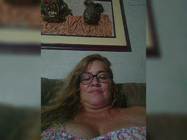 Live sex webcam photo for lupeangel472 #277143038